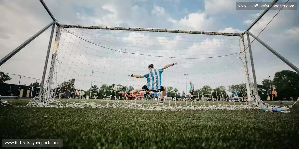 🚴 运动不止,探索无限可能,从一双专业跑鞋开始!👟